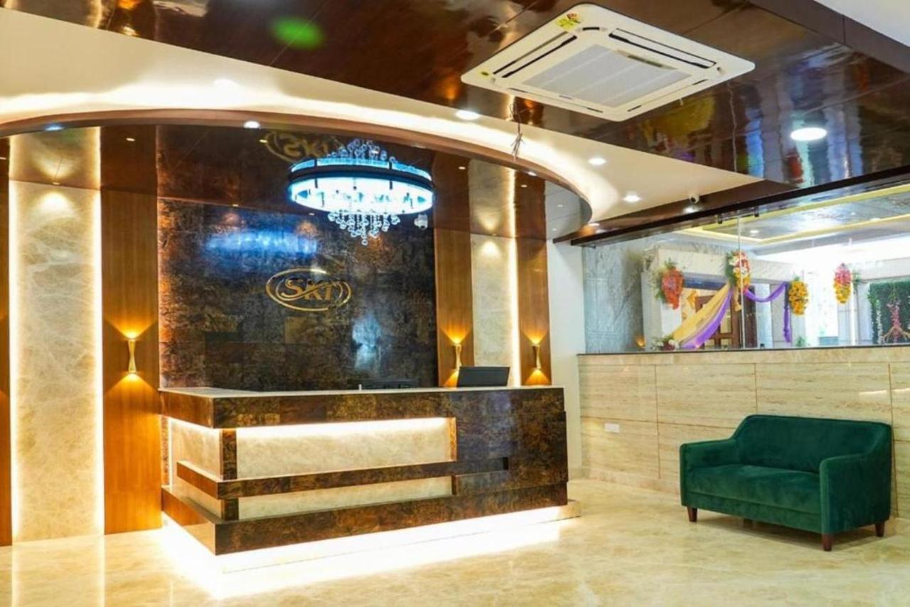 Sri Krishna Inn - Kempegowda Airport Bangalore دافانهالي المظهر الخارجي الصورة
