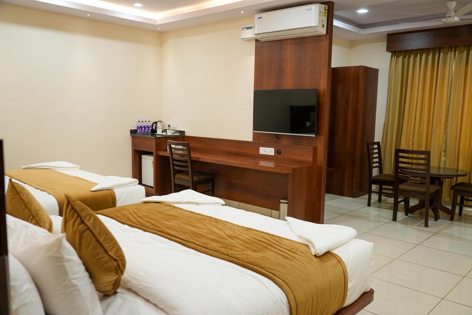 Sri Krishna Inn - Kempegowda Airport Bangalore دافانهالي المظهر الخارجي الصورة