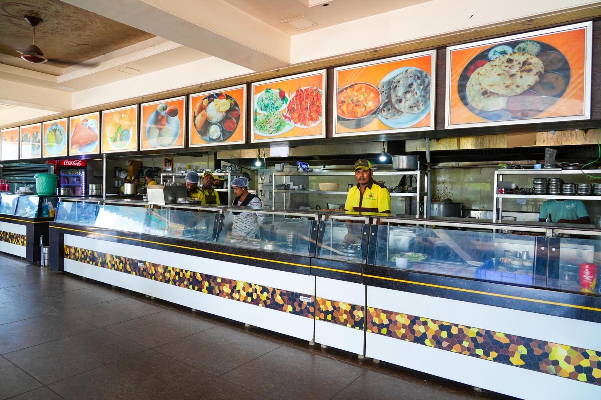 Sri Krishna Inn - Kempegowda Airport Bangalore دافانهالي المظهر الخارجي الصورة