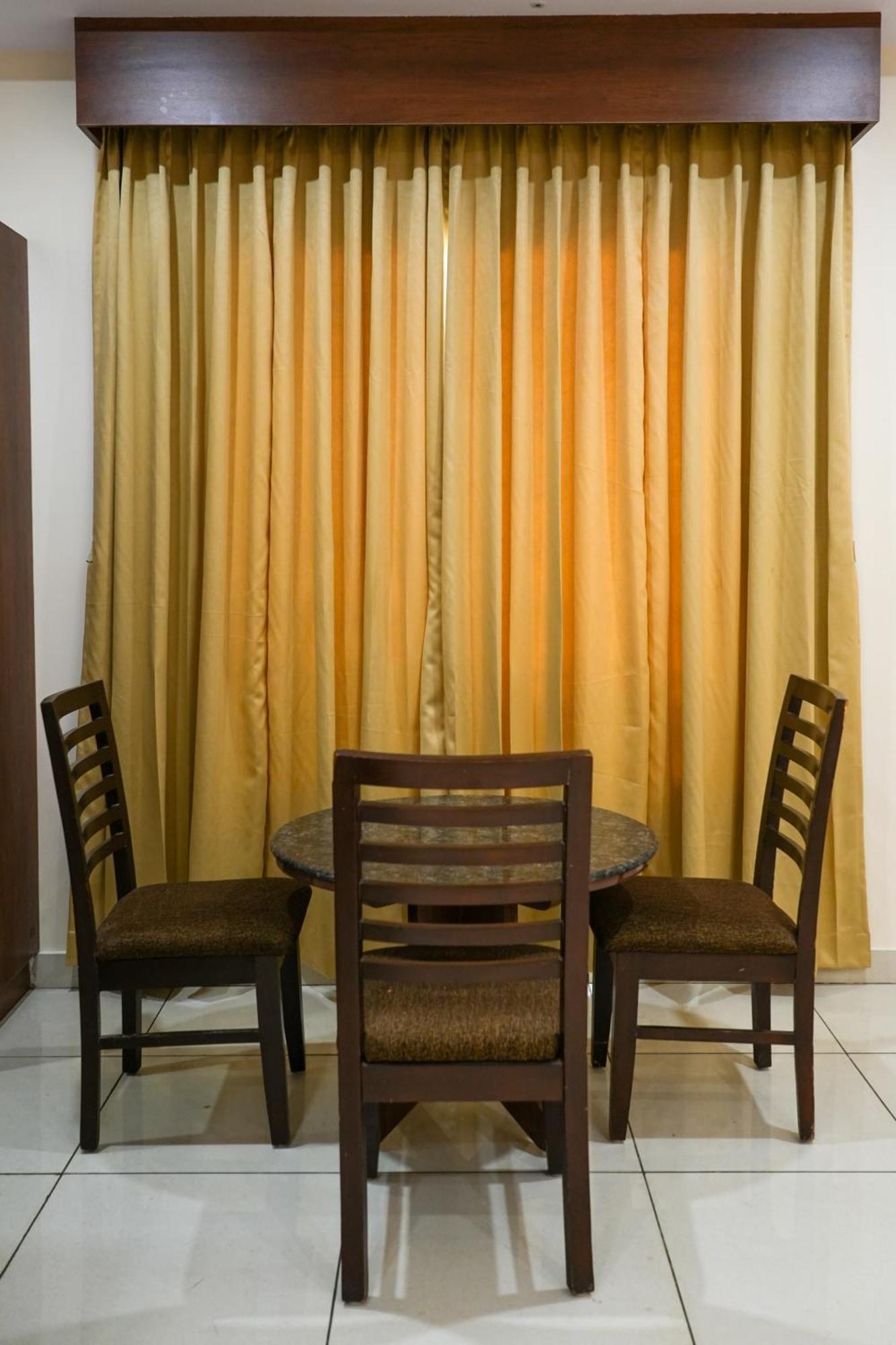 Sri Krishna Inn - Kempegowda Airport Bangalore دافانهالي المظهر الخارجي الصورة